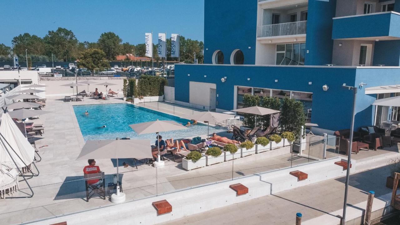 Mosella Suite Hotel Sottomarina Buitenkant foto