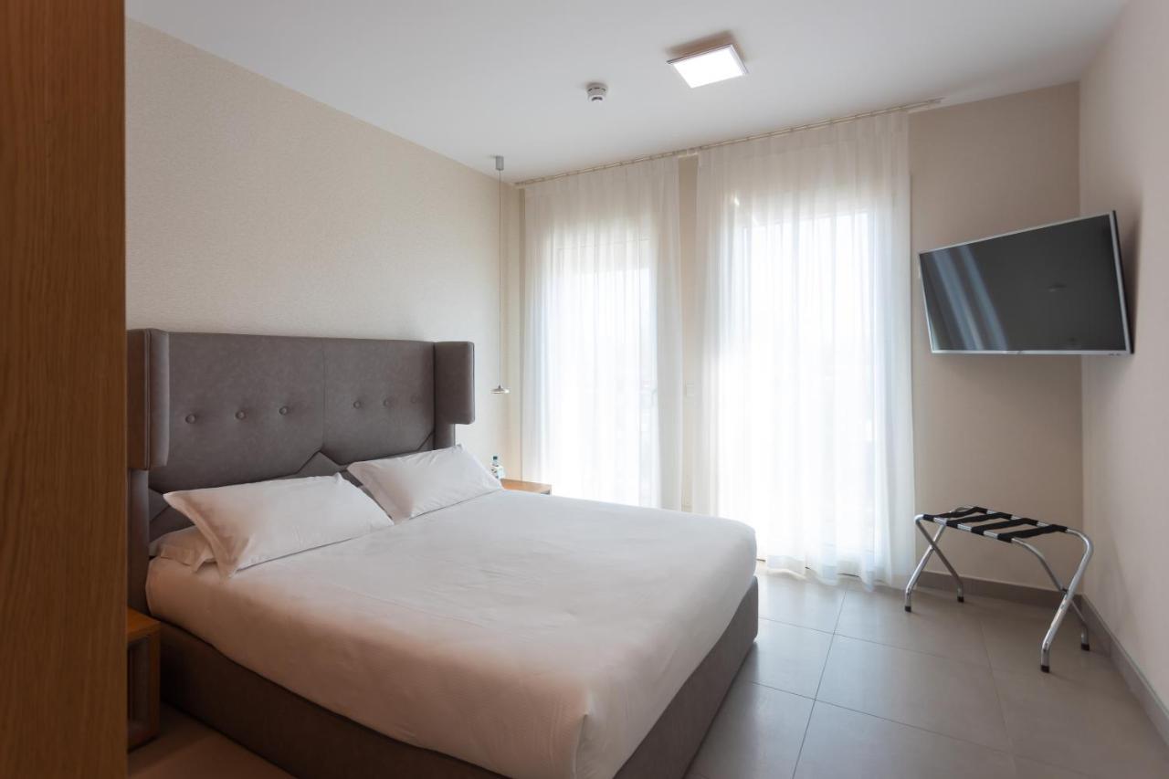 Mosella Suite Hotel Sottomarina Buitenkant foto