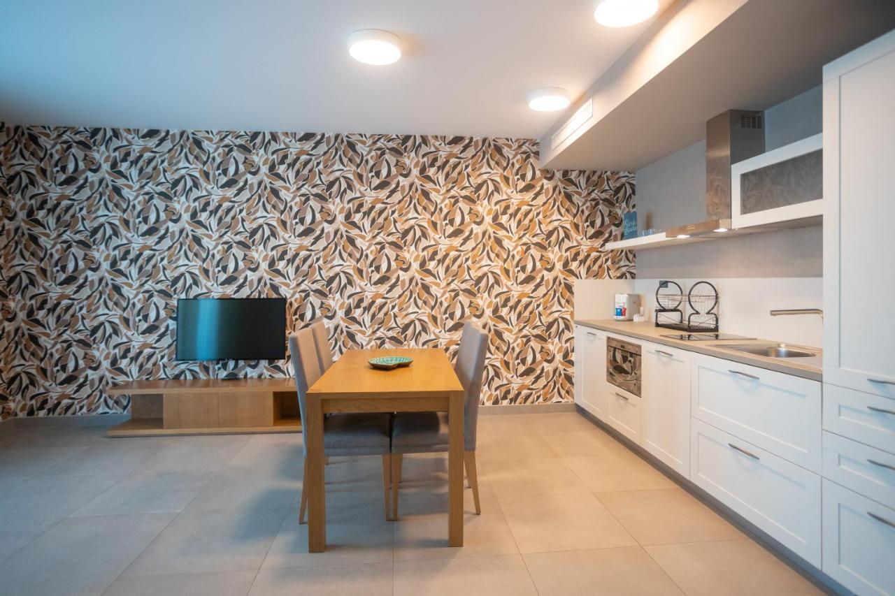 Mosella Suite Hotel Sottomarina Buitenkant foto