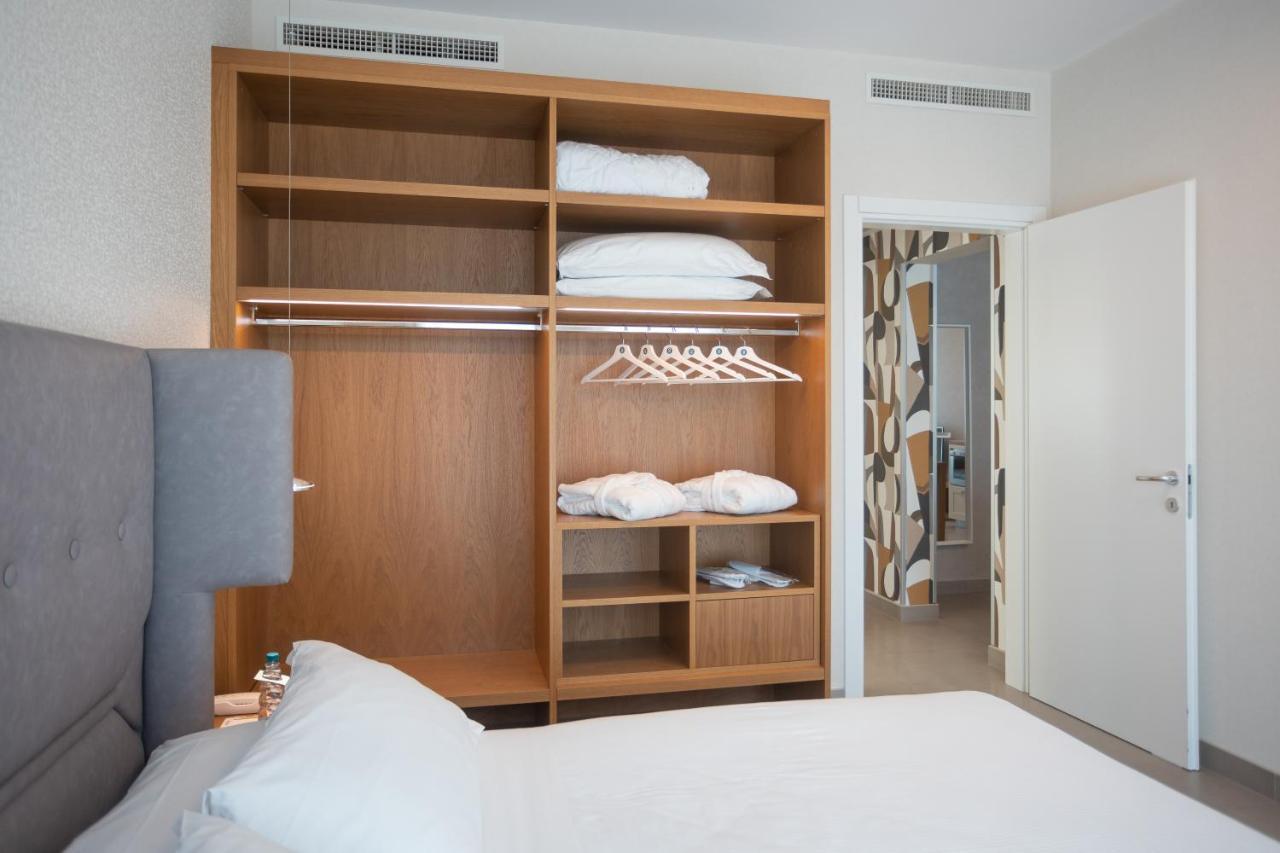 Mosella Suite Hotel Sottomarina Buitenkant foto