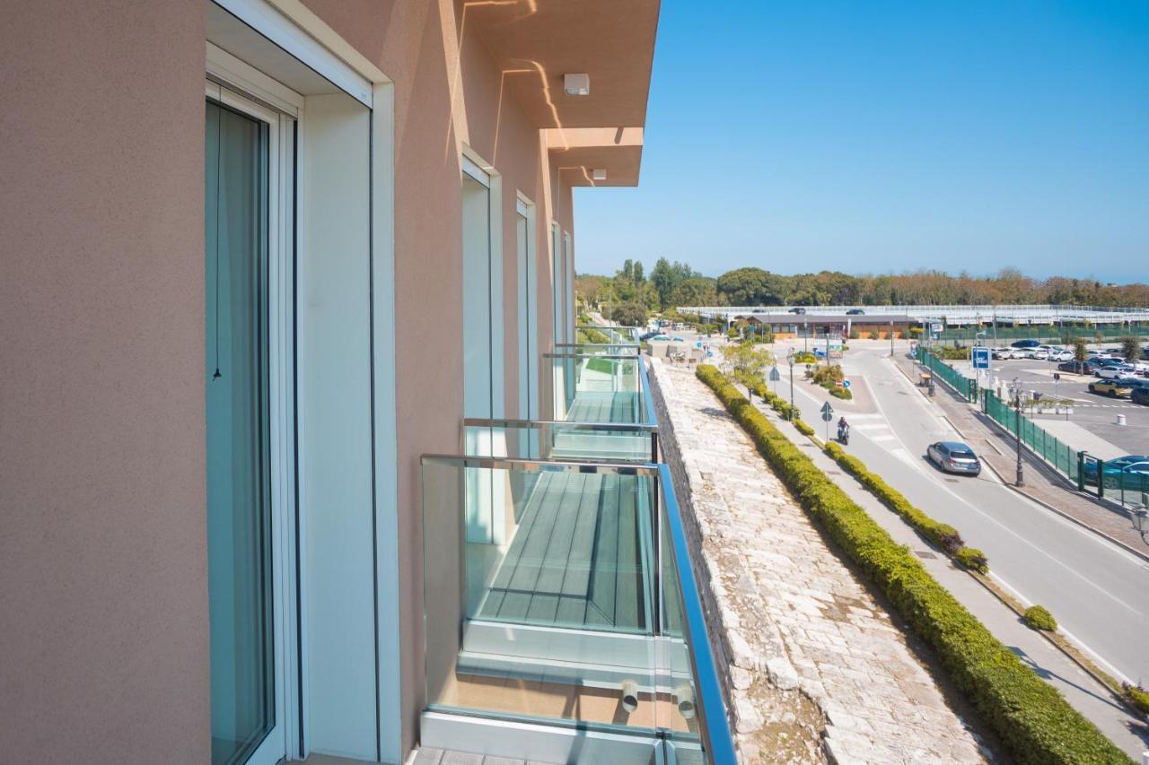 Mosella Suite Hotel Sottomarina Buitenkant foto