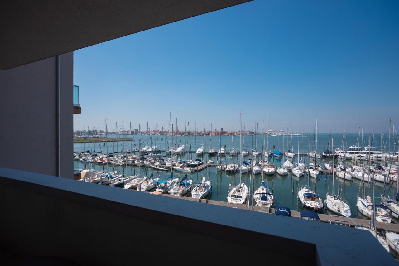 Mosella Suite Hotel Sottomarina Buitenkant foto