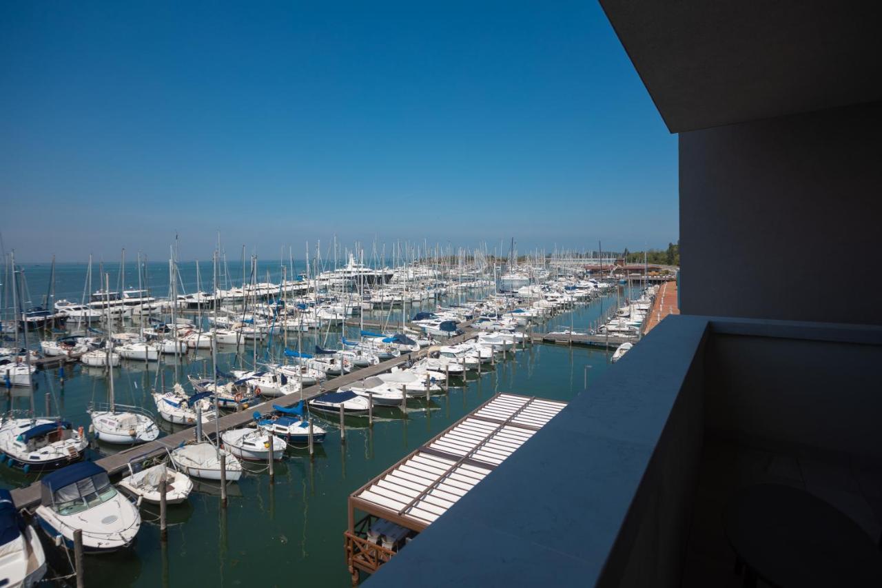 Mosella Suite Hotel Sottomarina Buitenkant foto